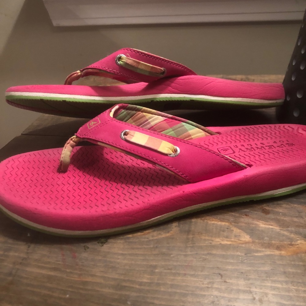 Sperry Flipflops